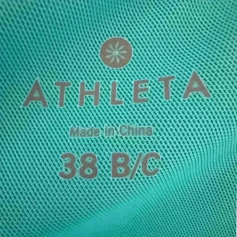 Athleta Turquoise Blue Underwire Tankini Top Size 38 B/C